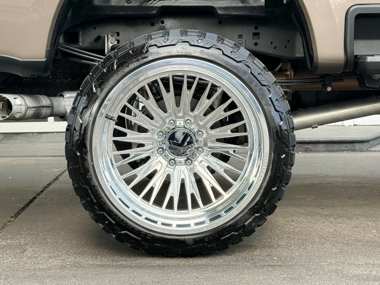 Used 2023 Ford F250 King Ranch w/ FX4 Off-Road Package image 14