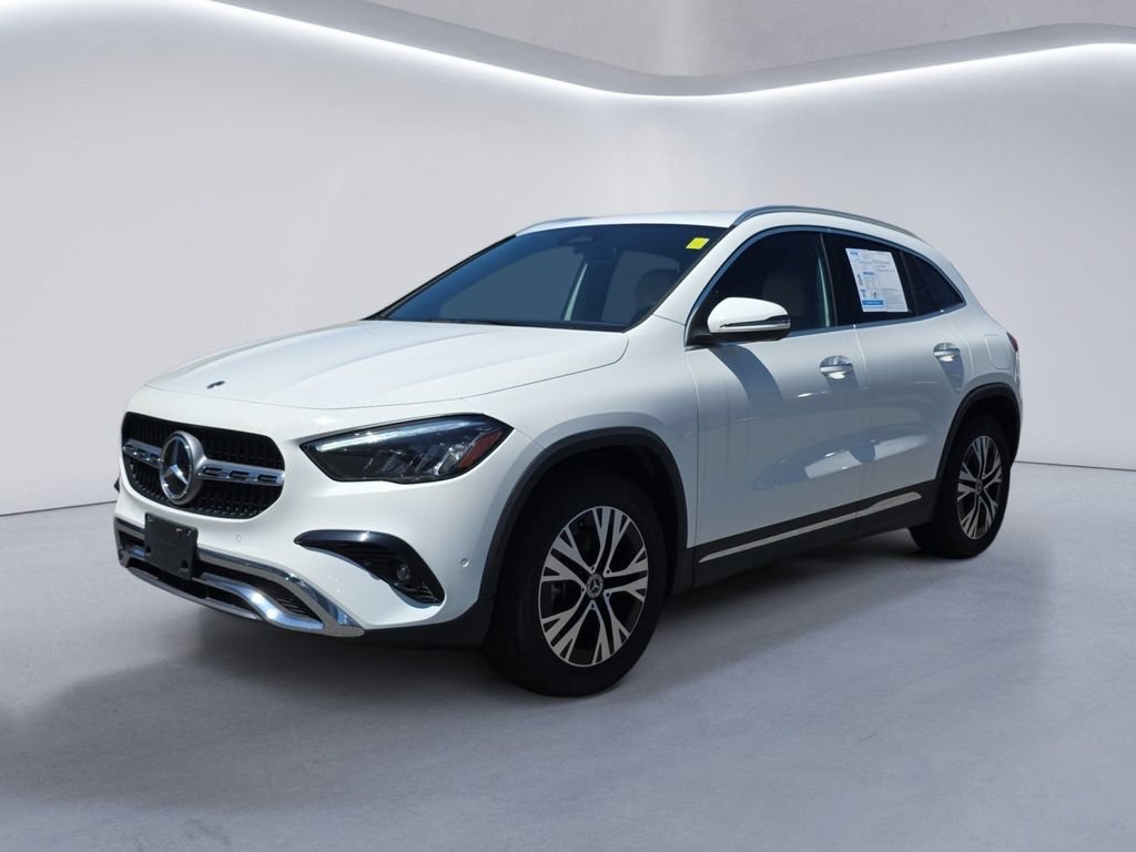 Used 2025 Mercedes-Benz GLA 250 4MATIC image 7