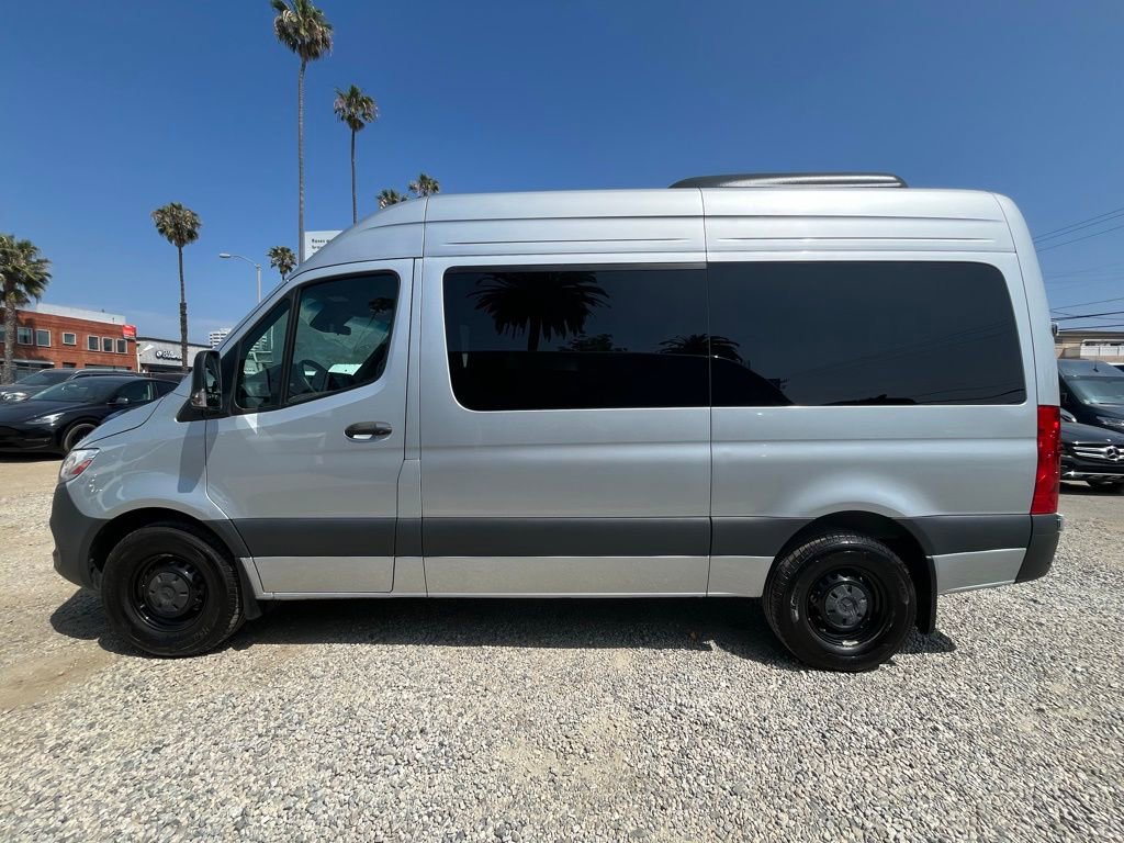 Used 2024 Mercedes-Benz Sprinter 2500 image 11