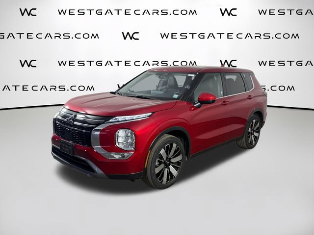 Used 2025 Mitsubishi Outlander AWD image 1