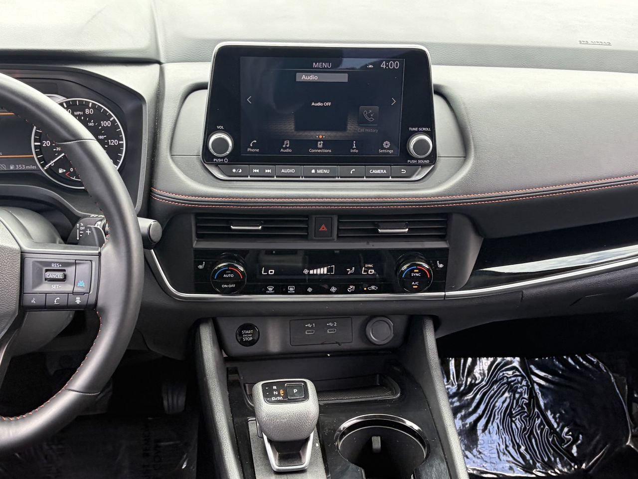 Used 2025 Nissan Rogue SV AWD/4WD image 17