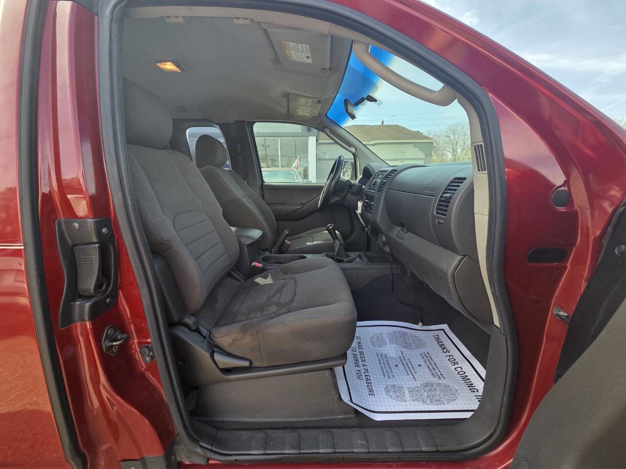 Used 2008 Nissan Frontier XE w/ XE Preferred Pkg image 14