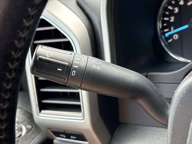 Used 2019 Ford F150 Lariat w/ Equipment Group 502A Luxury image 26