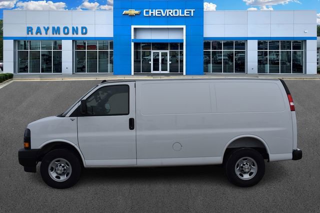 New 2025 Chevrolet Express 2500 w/ Driver Convenience Package image 7