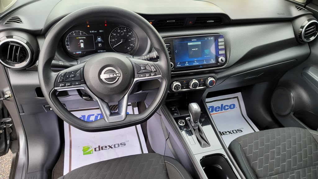 Used 2024 Nissan Kicks SV FWD image 24