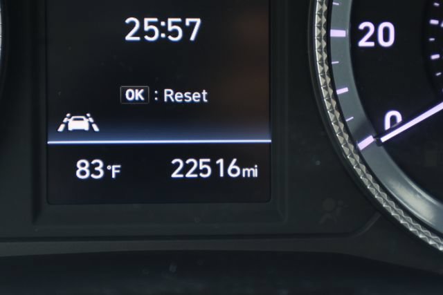 Used 2023 Hyundai Sonata SEL FWD image 2