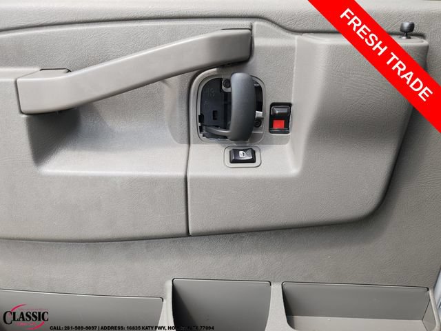 Used 2025 Chevrolet Express 3500 LS RWD image 21