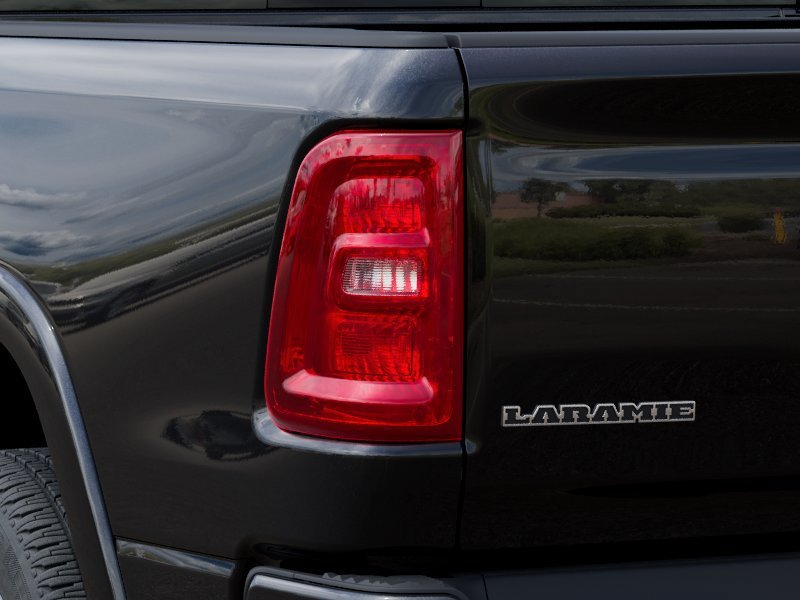 New 2027 RAM 1500 Laramie AWD/4WD image 5
