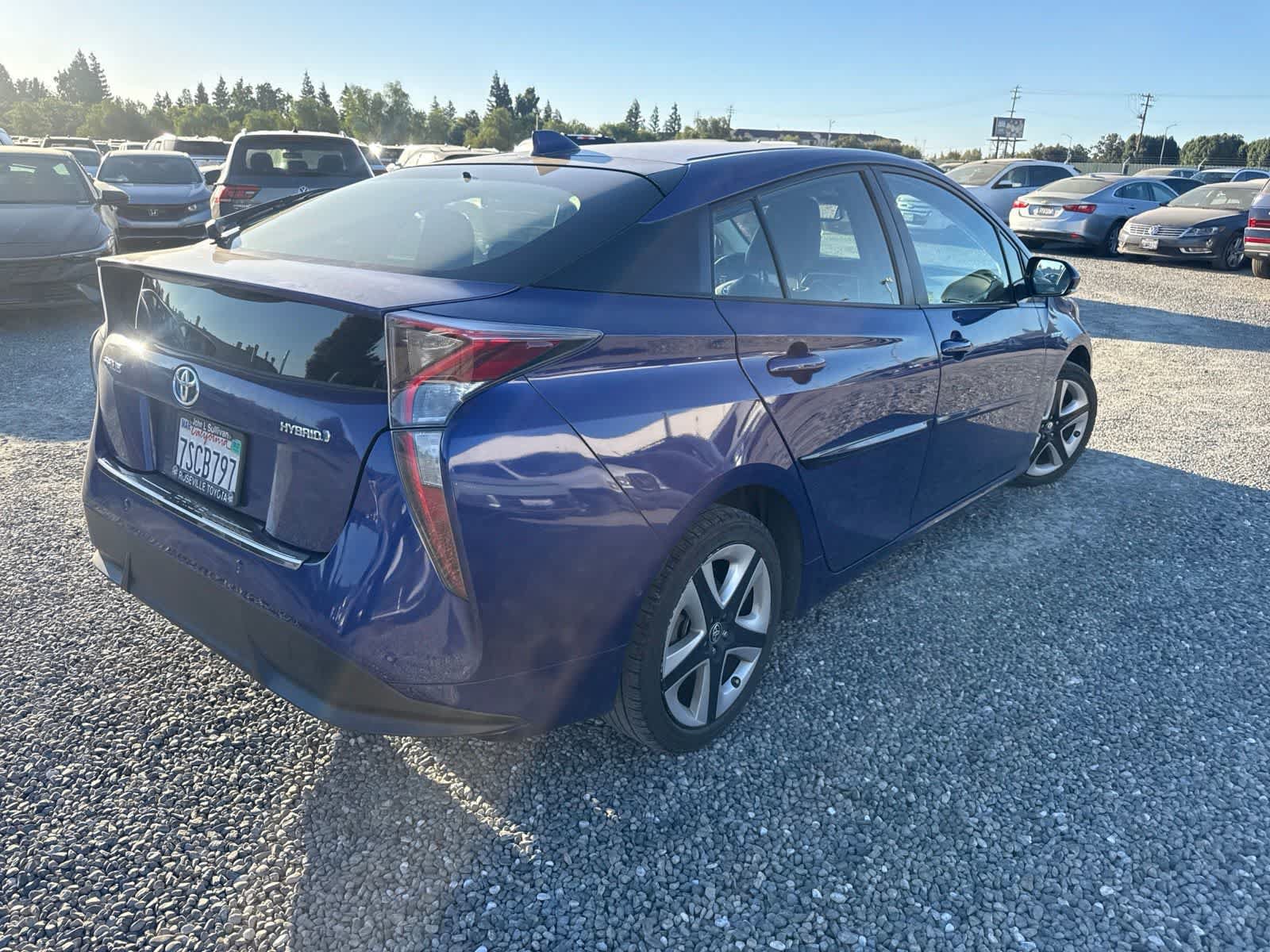 Used 2016 Toyota Prius Four Touring w/ Premium Convenience Package FWD image 4