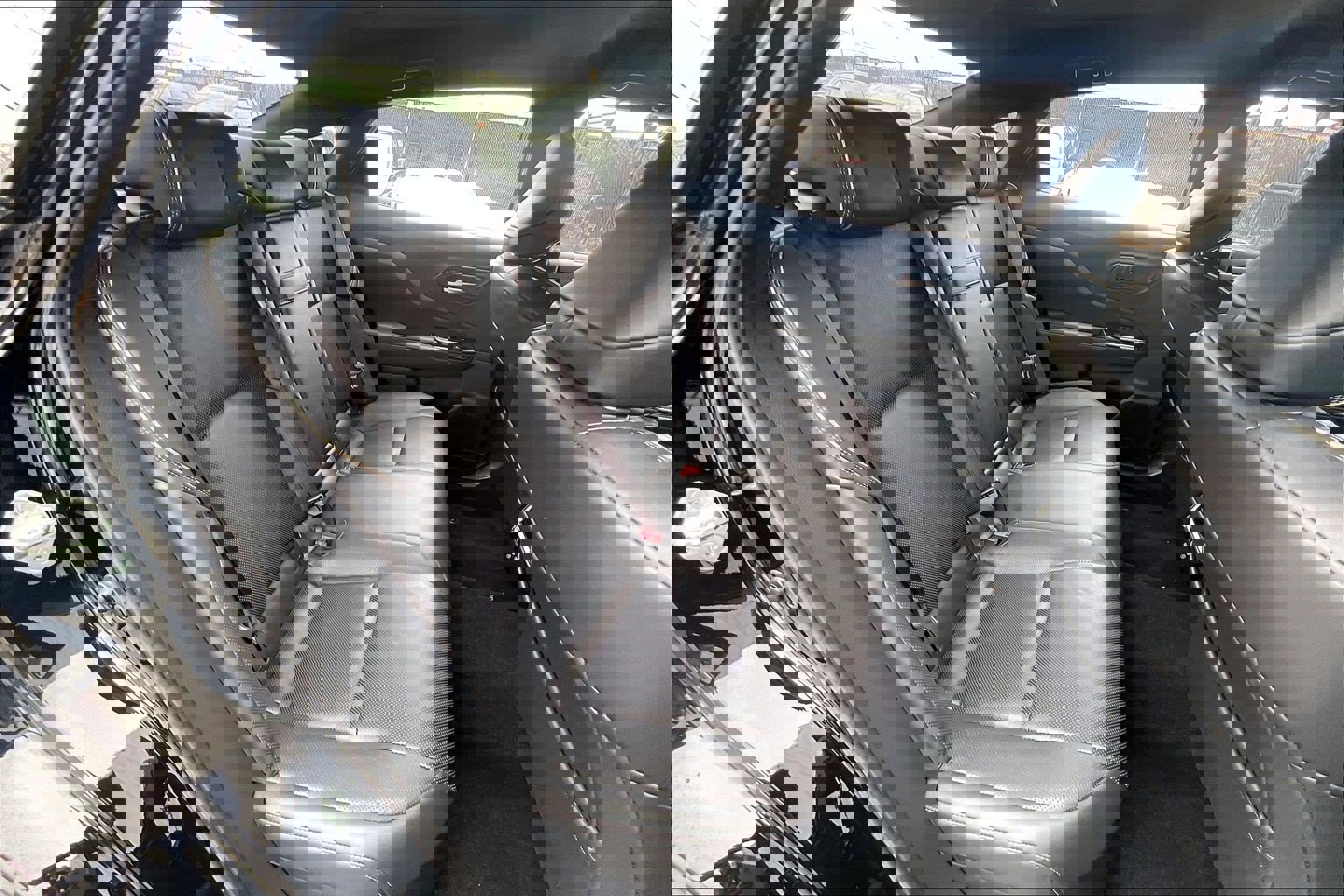 Used 2025 Toyota Crown XLE image 31