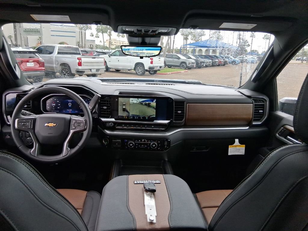 New 2026 Chevrolet Silverado 2500 High Country w/ High Country Premium Package AWD/4WD image 13