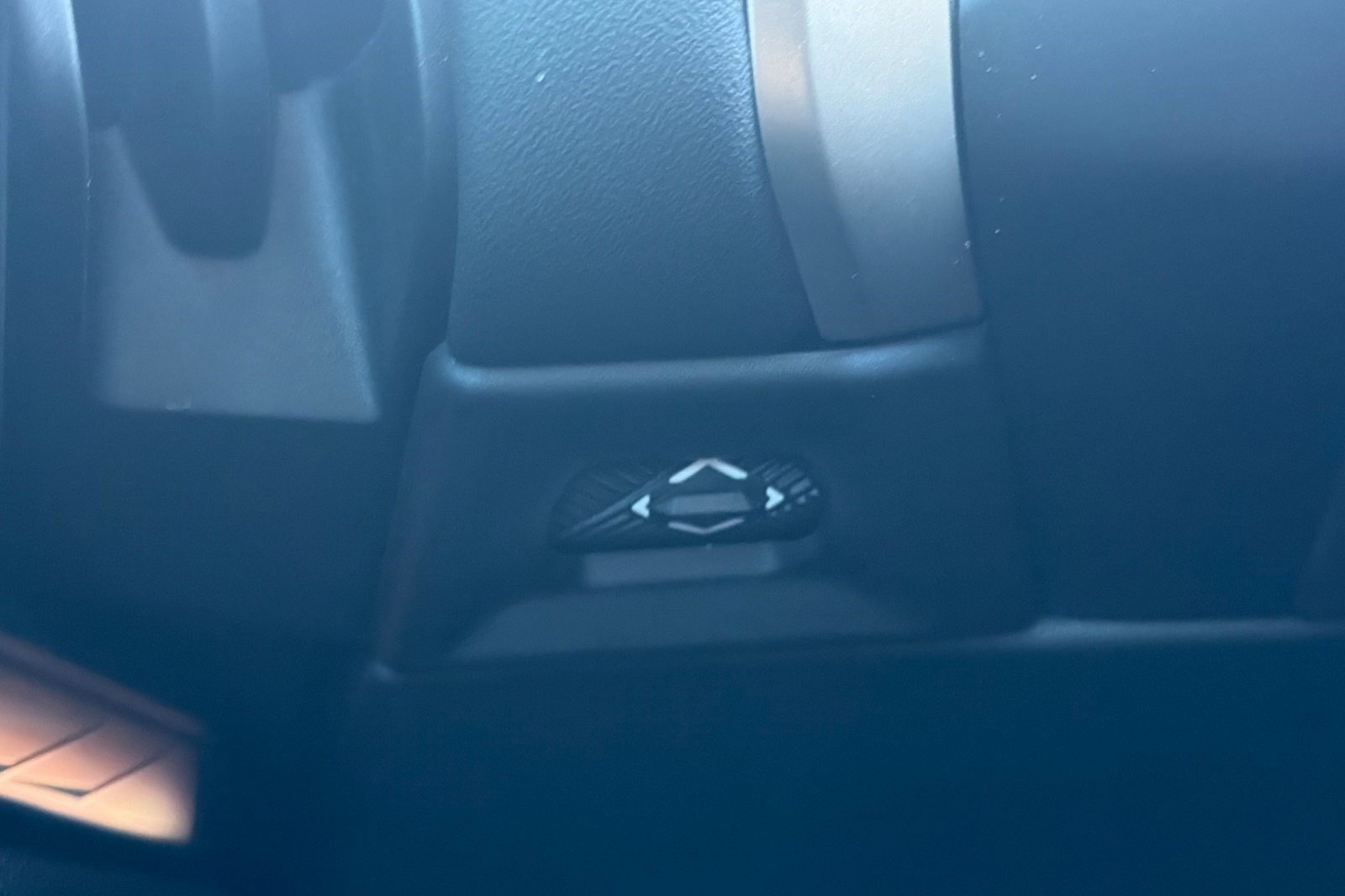 Used 2025 BMW X3 xDrive30i w/ Premium Package image 36