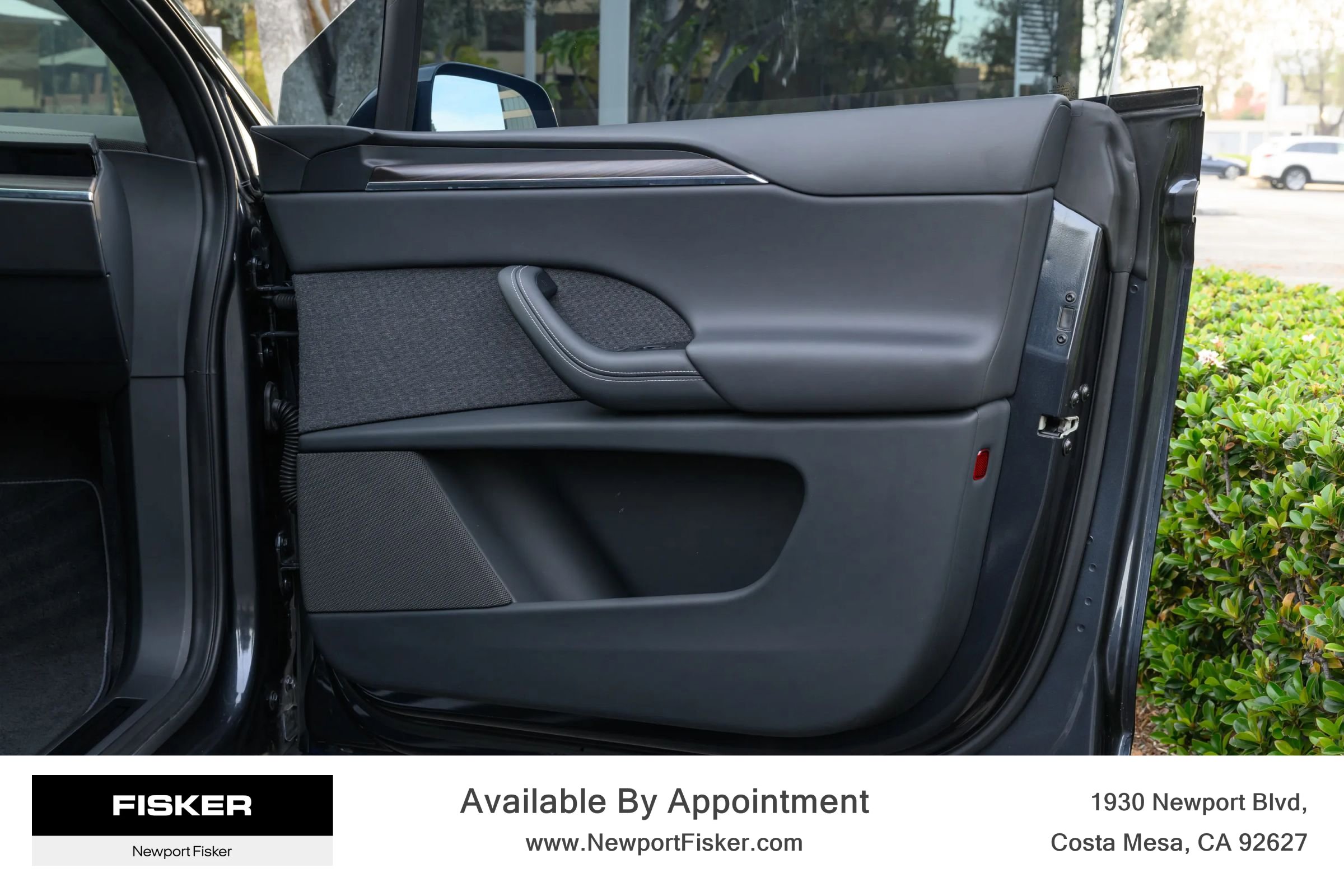 Used 2024 Tesla Model X image 28