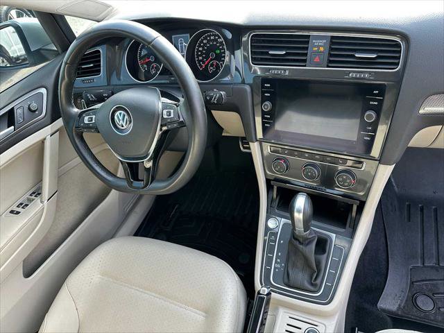 Used 2019 Volkswagen Golf Alltrack SE image 11