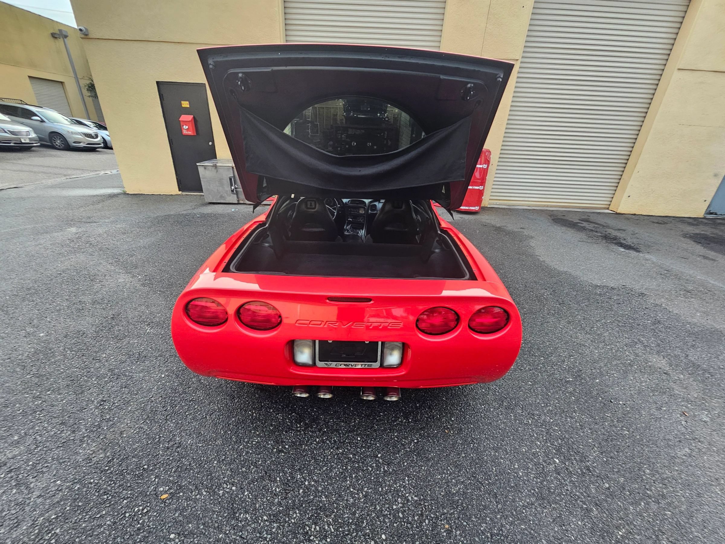 Used 2002 Chevrolet Corvette Coupe w/ Preferred Equipment Group2 RWD image 17