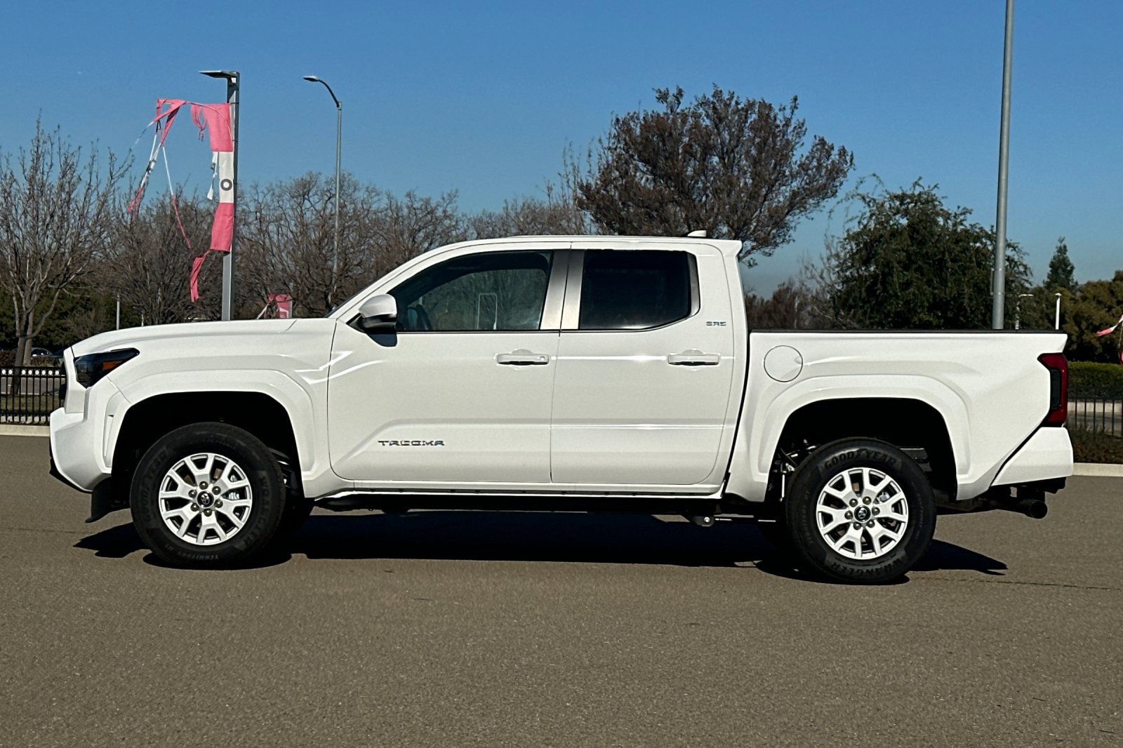 New 2025 Toyota Tacoma SR5 image 9