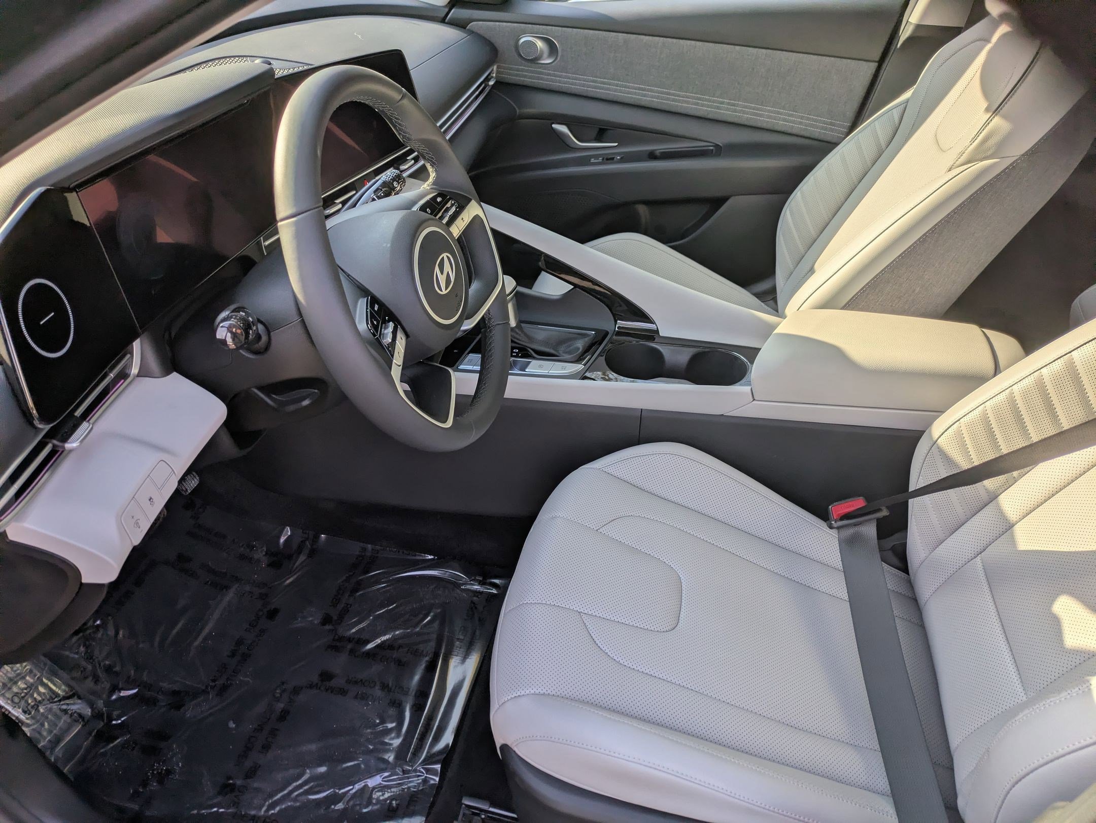 Certified 2025 Hyundai Elantra Limited image 20