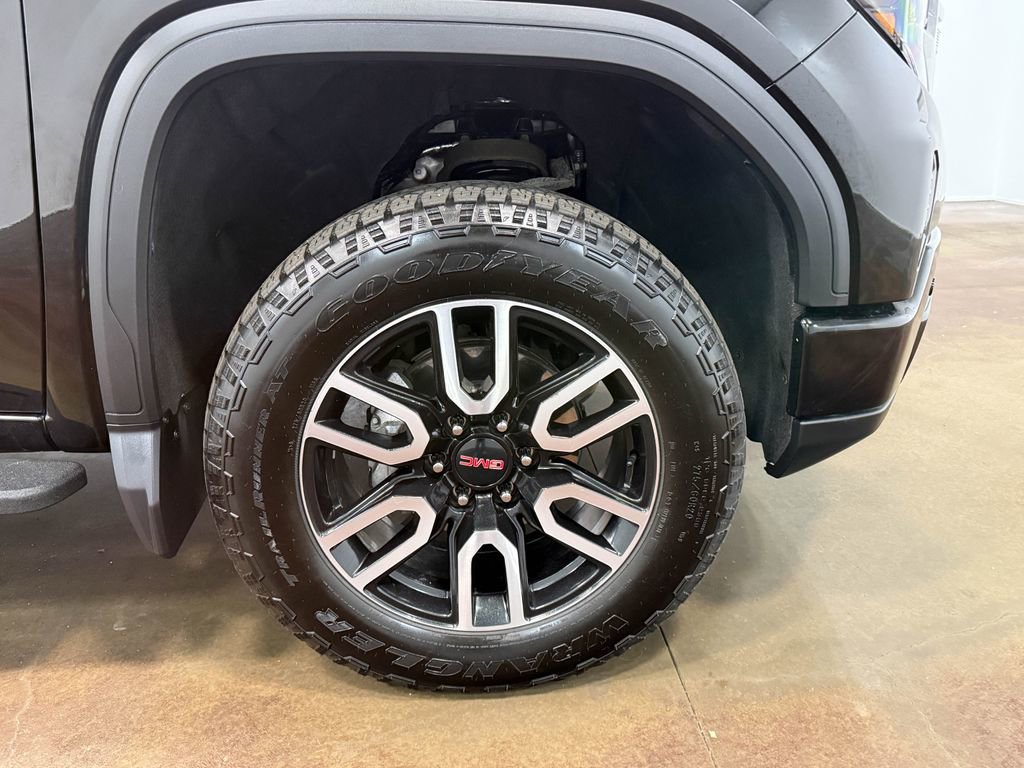 Used 2024 GMC Sierra 1500 AT4 w/ Technology Package image 87