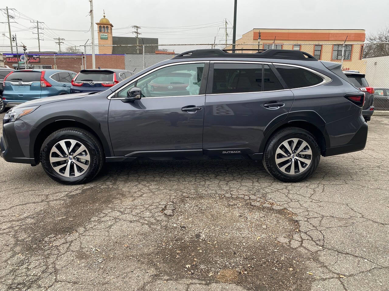 Used 2025 Subaru Outback Premium w/ Popular Package #1A image 14