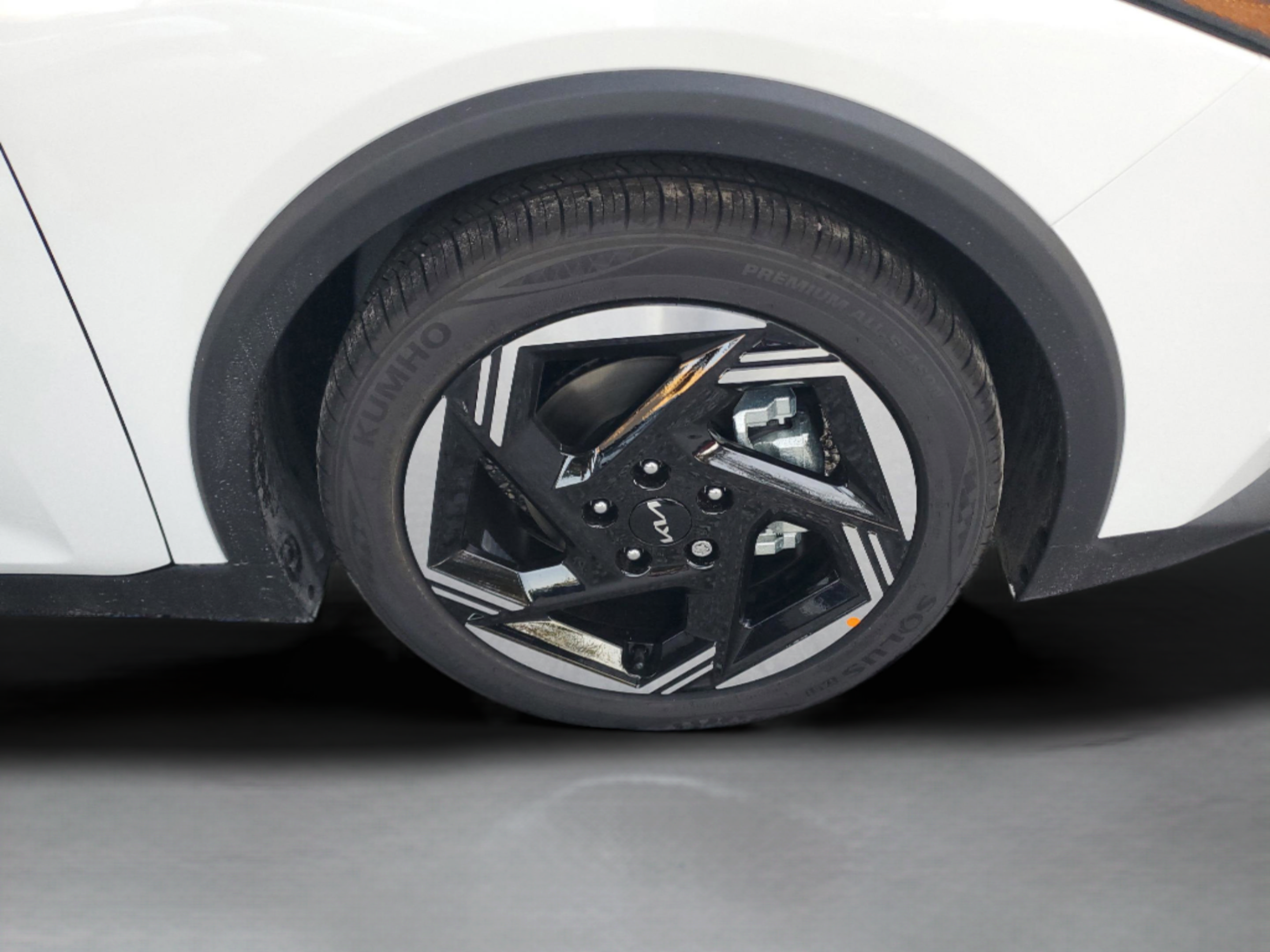 New 2025 Kia K4 EX FWD image 32
