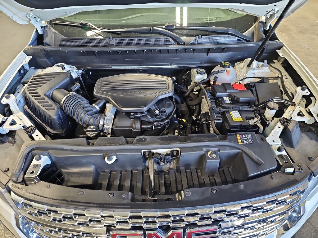 Used 2020 GMC Acadia Denali w/ LPO, Floor Liner Package AWD/4WD image 60