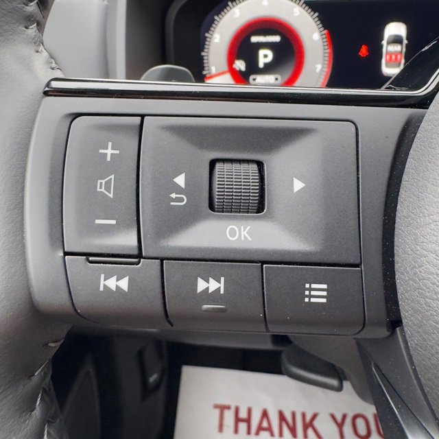 Used 2024 Nissan Rogue SL image 23