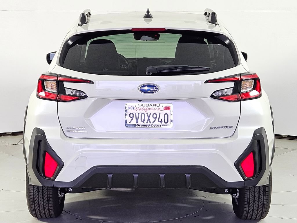 Used 2025 Subaru Crosstrek 2.0i Premium image 8