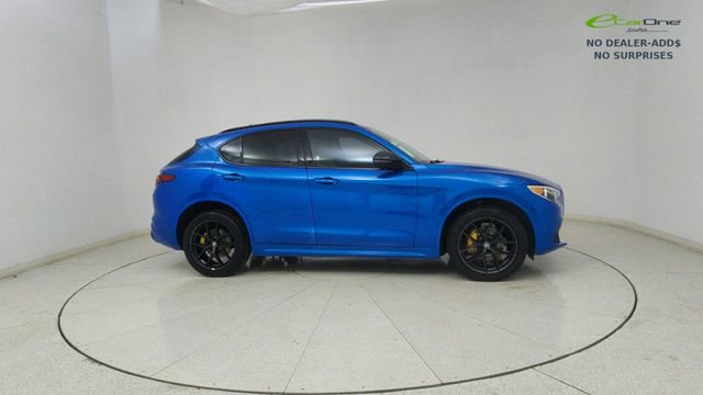 Used 2020 Alfa Romeo Stelvio Ti w/ Nero Edizione image 66