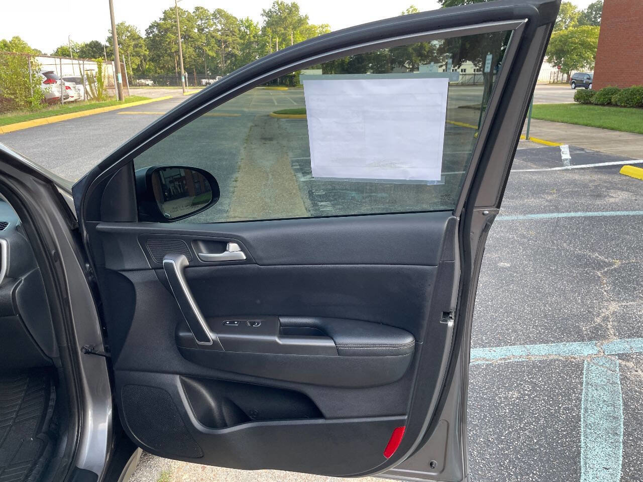 Used 2017 Kia Sportage EX image 30