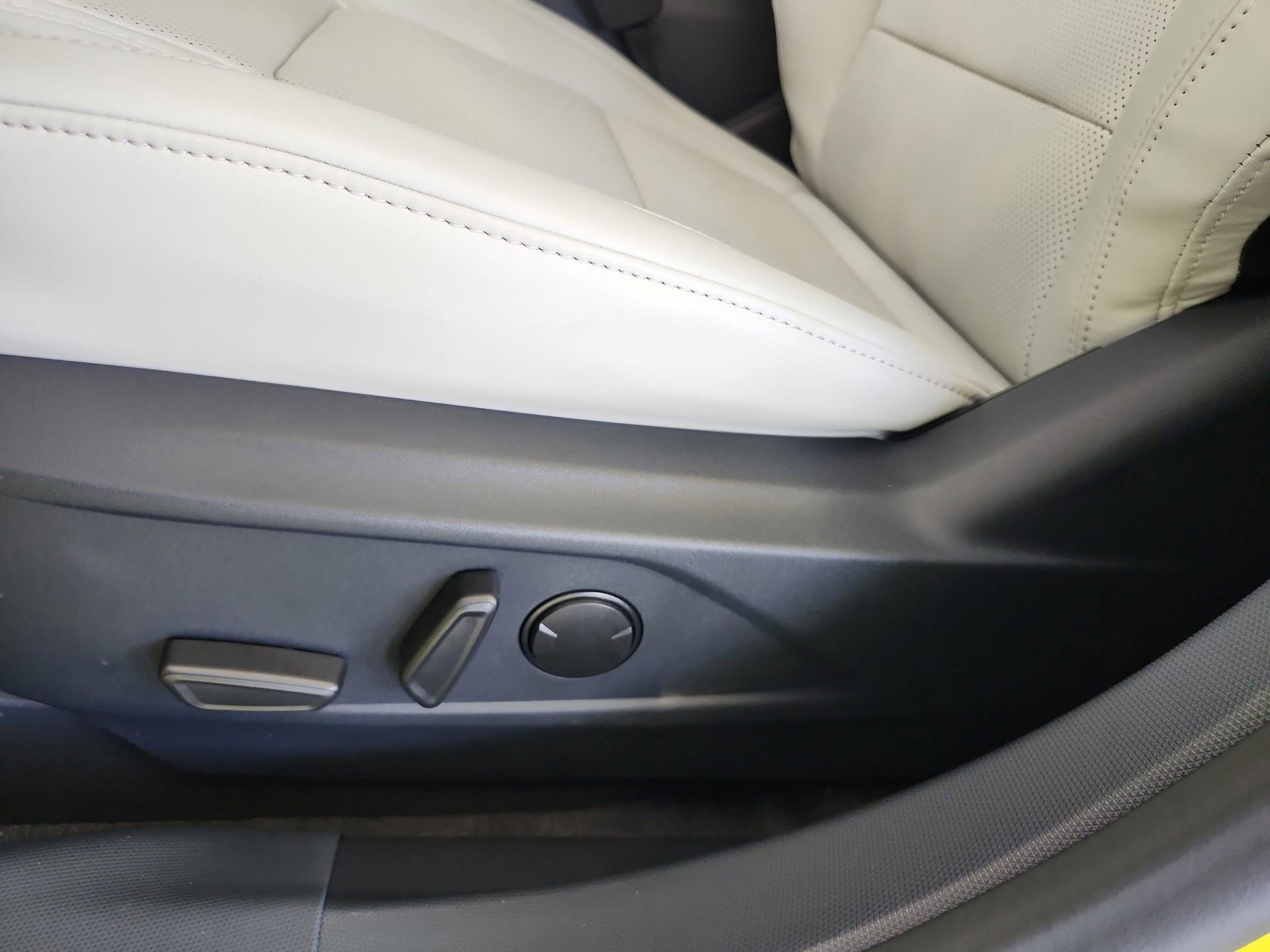 New 2025 Ford Mustang Mach-E Premium image 13