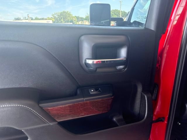 Used 2019 GMC Sierra 3500 SLT w/ Duramax Plus Package AWD/4WD image 32