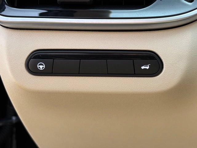 Used 2023 INFINITI QX60 Luxe w/ Cargo Package AWD/4WD image 14