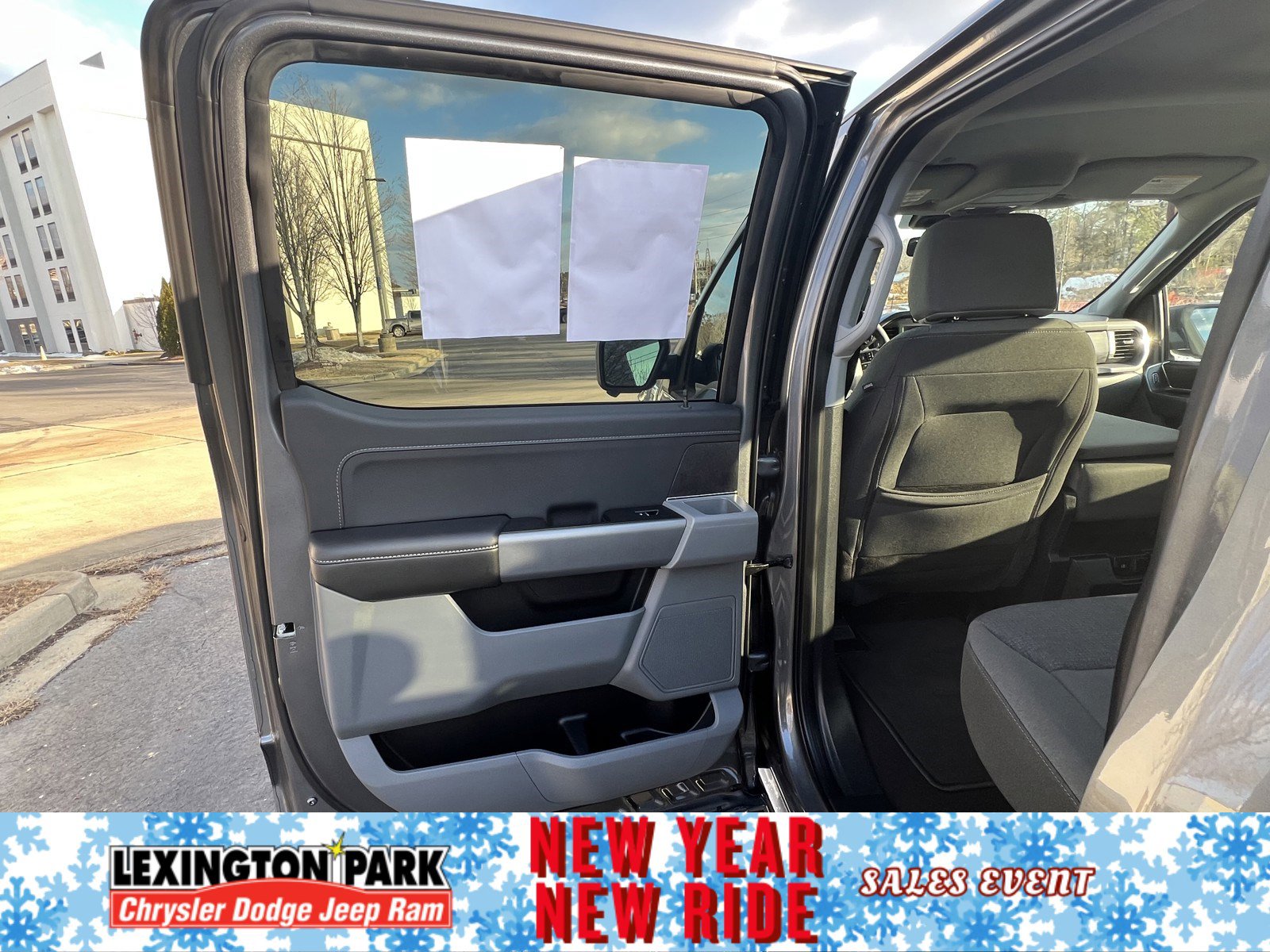 Used 2024 Ford F150 XLT image 9