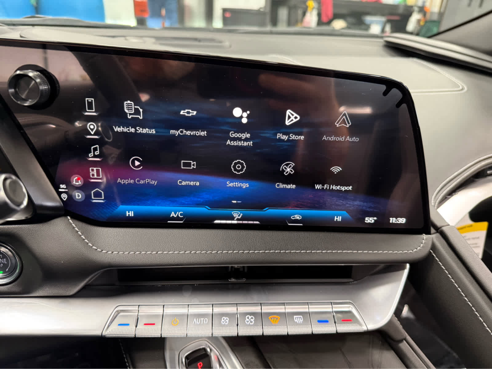 Used 2026 Chevrolet Corvette Stingray Convertible w/ 1LT RWD image 19