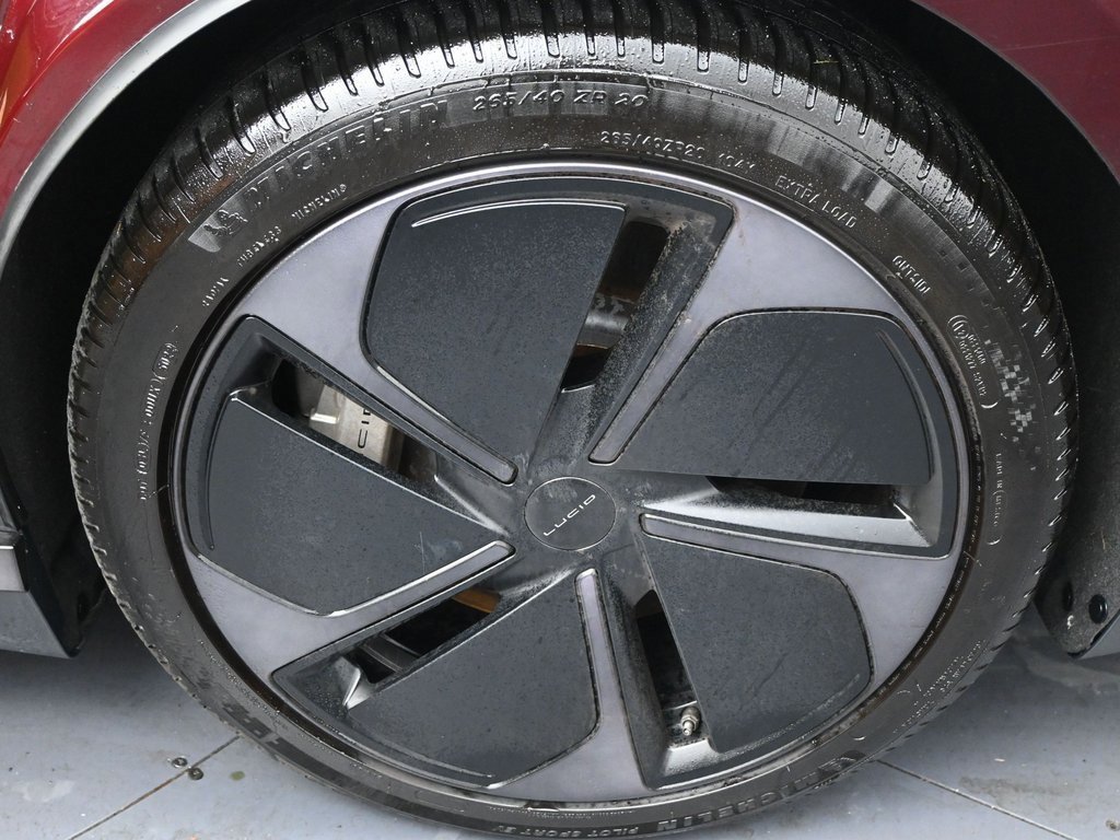 Used 2024 Lucid Air Touring image 41