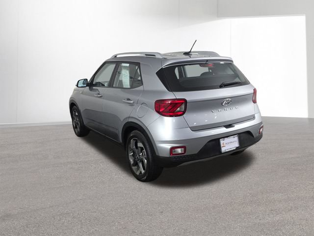 Used 2025 Hyundai Venue SEL image 37