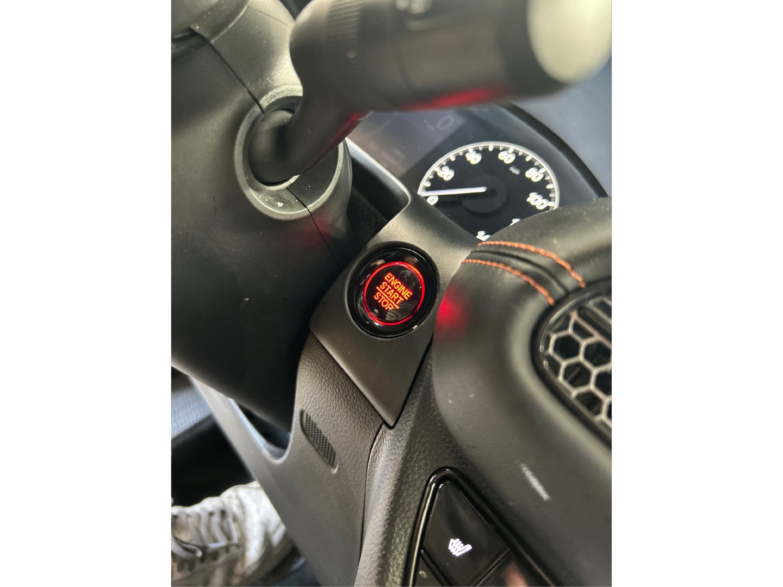 Used 2024 Honda HR-V Sport image 28