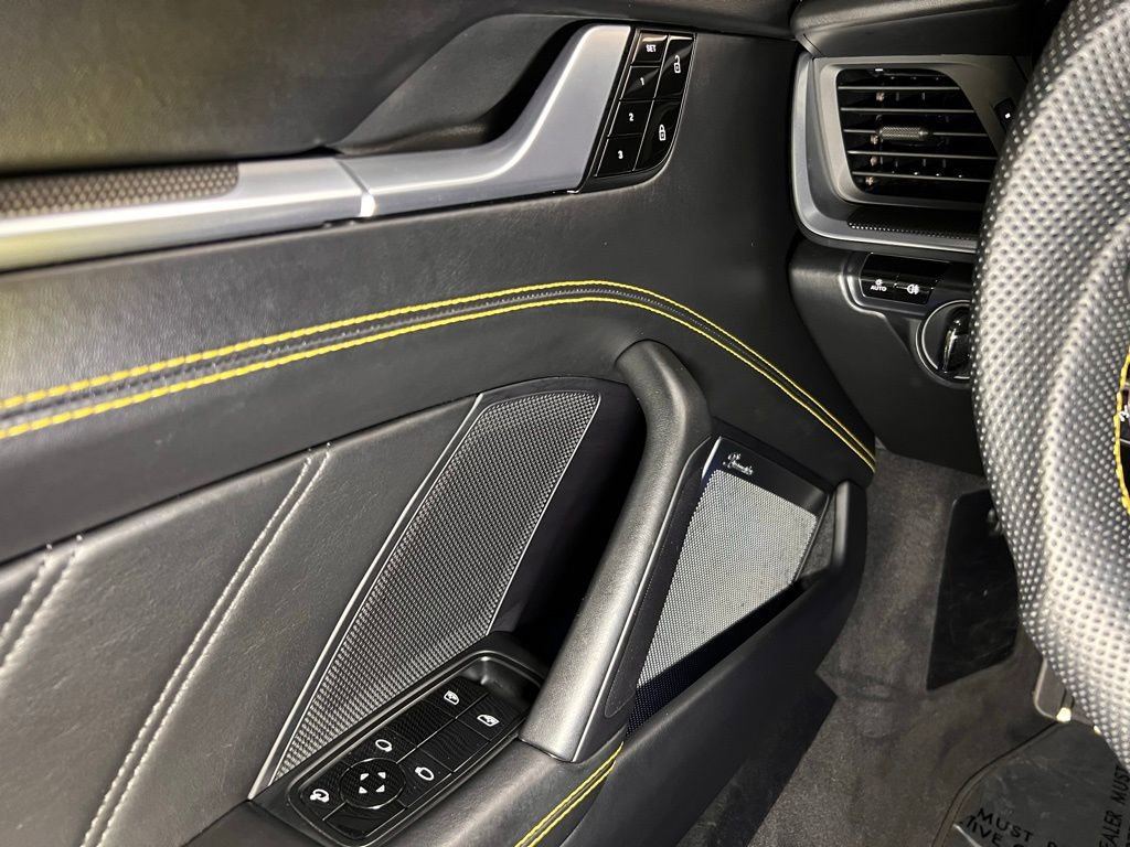 Used 2021 Porsche 911 Turbo S image 27