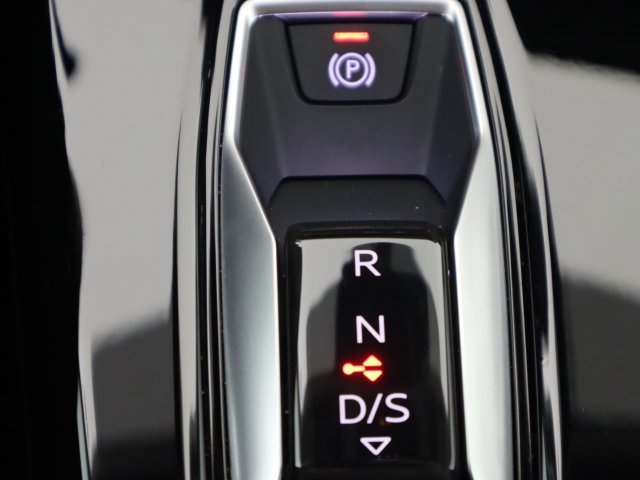 Certified 2025 Audi Q5 Premium Plus w/ Premium Plus AWD/4WD image 20
