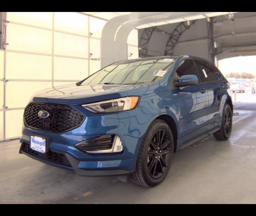 Used 2022 Ford Edge ST-Line AWD/4WD image 2