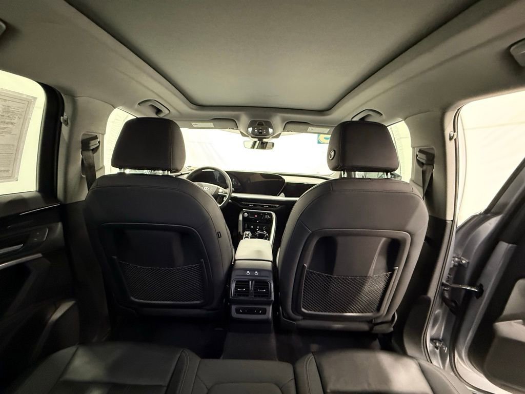 Used 2025 Audi Q5 Premium Plus image 32