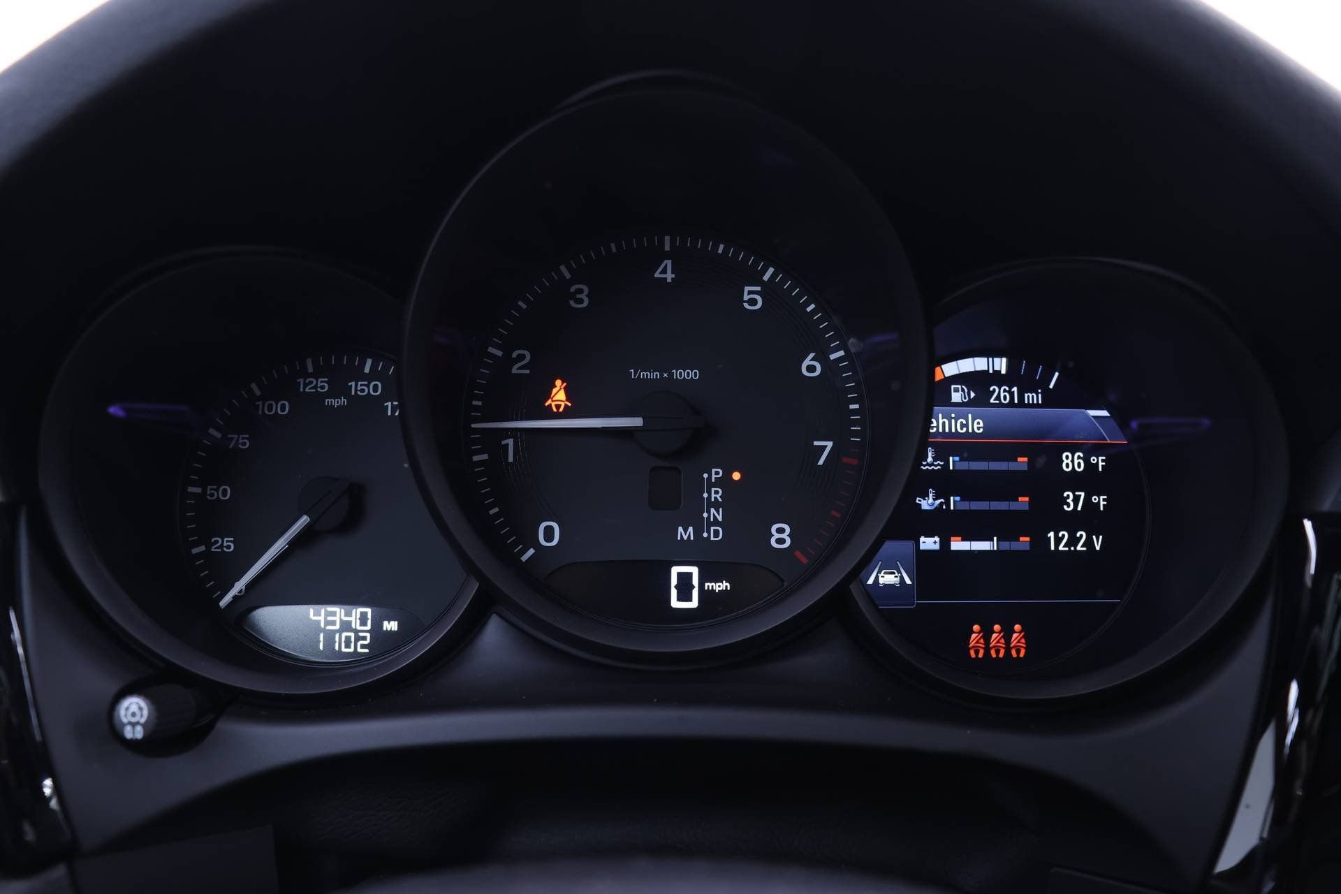 Used 2025 Porsche Macan AWD/4WD image 12