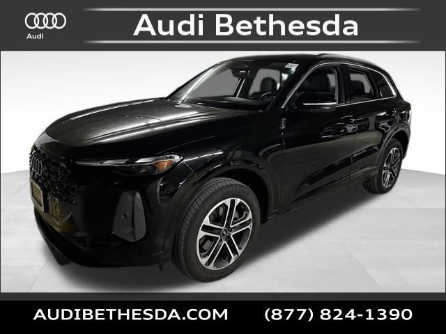 Certified 2025 Audi Q5 Premium w/ Convenience Package AWD/4WD image 3