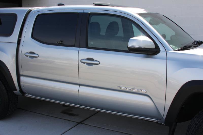 Used 2023 Toyota Tacoma TRD Off-Road w/ TRD Premium Off Road Package AWD/4WD image 6