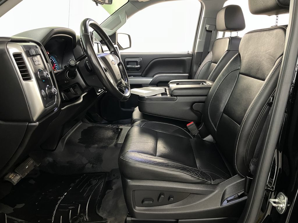 Used 2018 Chevrolet Silverado 1500 LT w/ All Star Edition AWD/4WD image 5