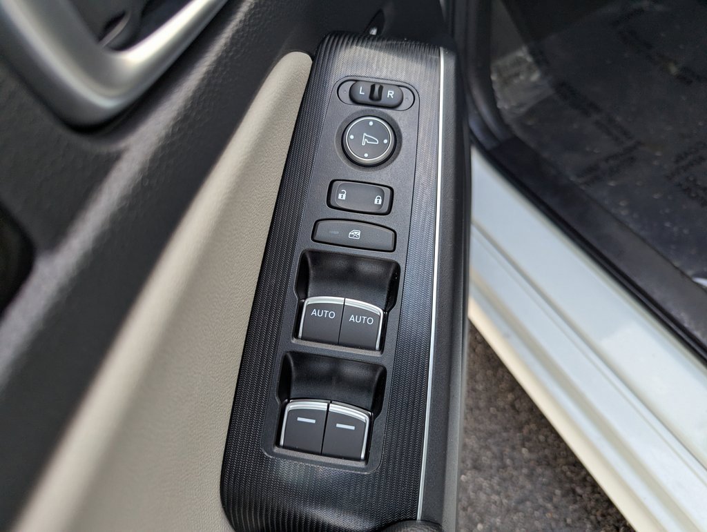 Used 2024 Honda Civic Touring image 14