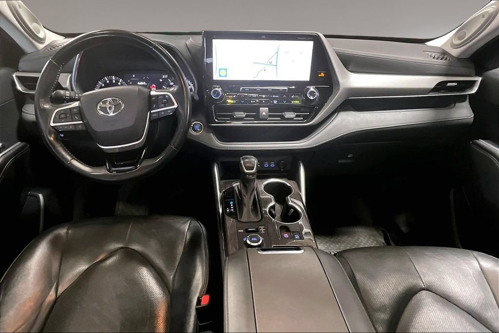 Used 2022 Toyota Highlander Platinum AWD/4WD image 15