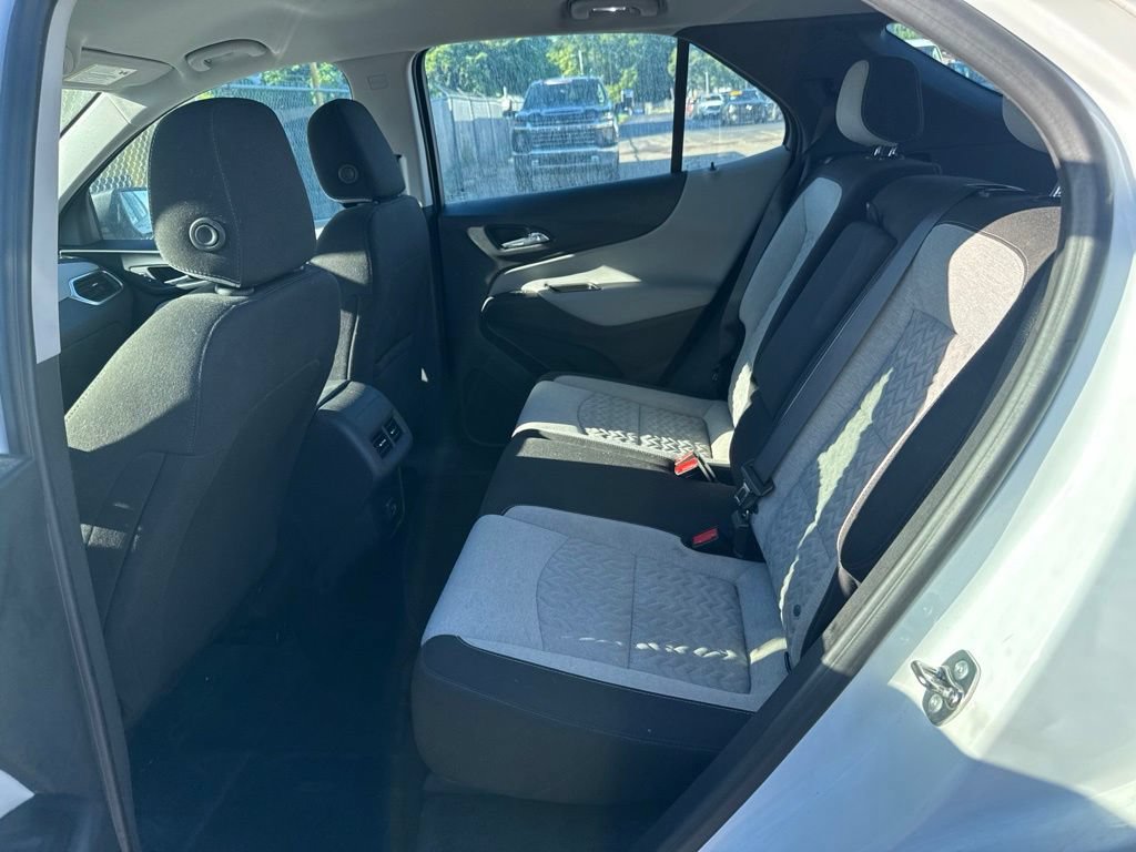 Used 2024 Chevrolet Equinox LS w/ Driver Confidence II Package FWD image 10