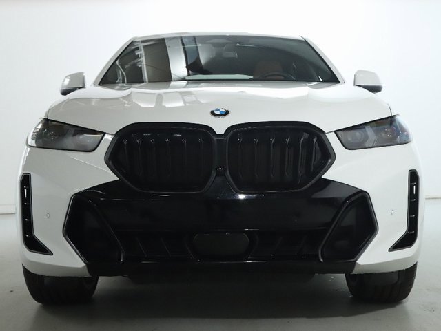 Used 2026 BMW X6 xDrive40i w/ Premium Package image 5
