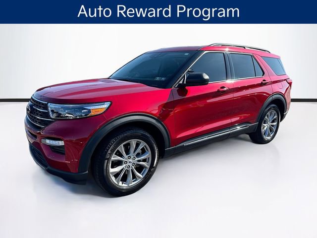 Used 2023 Ford Explorer XLT w/ Equipment Group 202A image 3